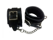 Load image into Gallery viewer, Rouge Padded Leather Wrist Cuffs Black
